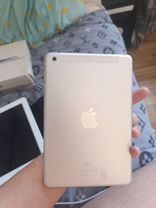 Iphone,Ipad,Ipad mini