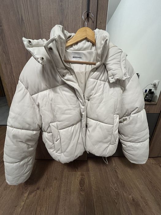 Зимно яке Bershka