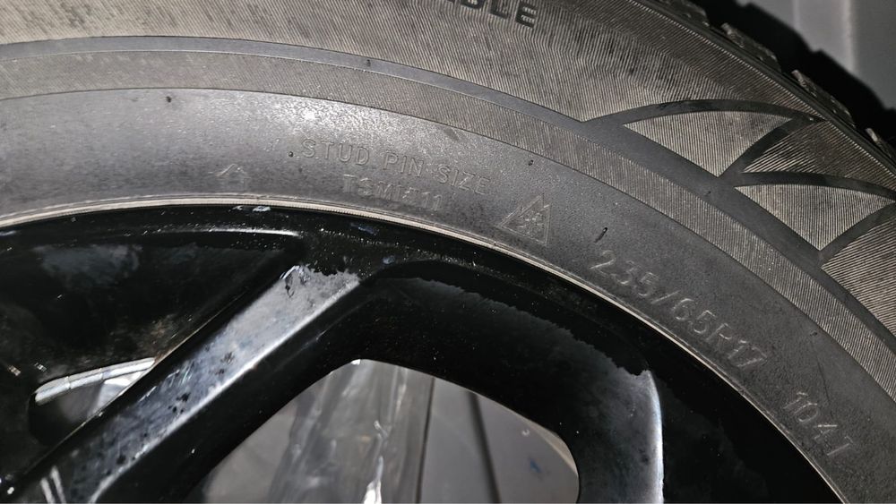 Колесо в комплекте с резиной(запаска)