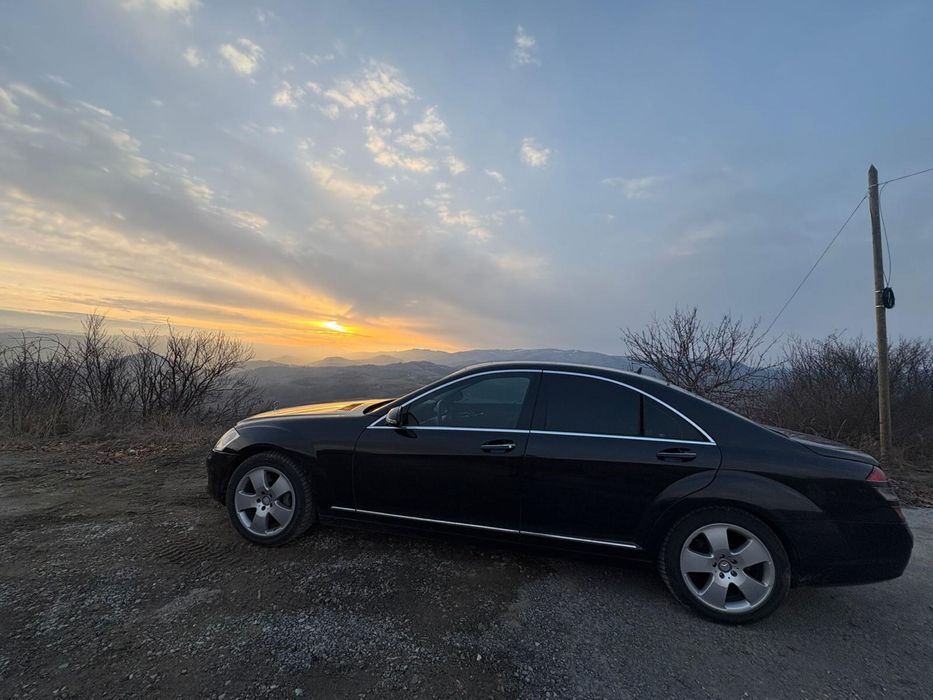 Mercedes w221 s class 4matic