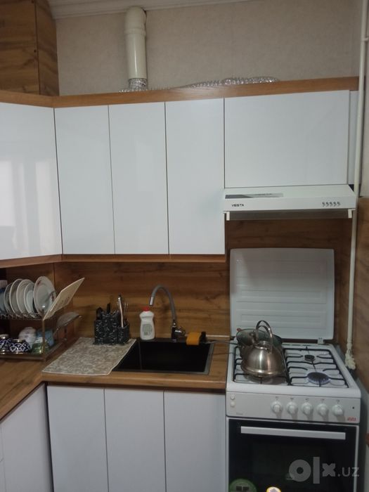 Продается 1 ком кв с солнечными панелями  ремонтом и обстановкой.