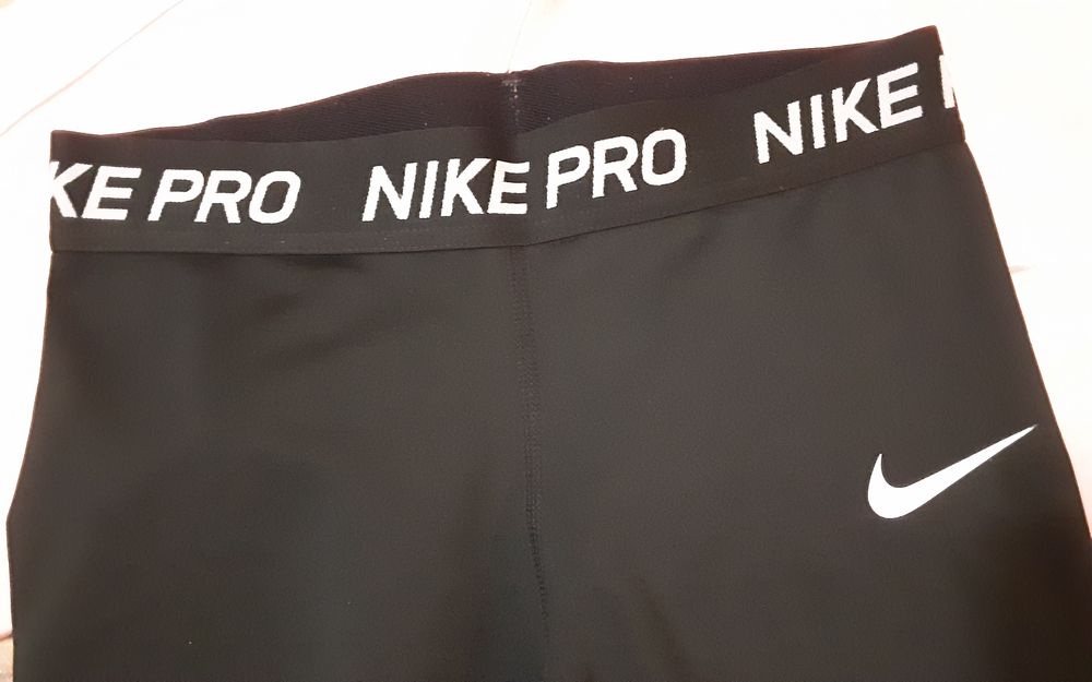 (XS) NIKE PRO-Calvin Klein оригинални клинове,блузa