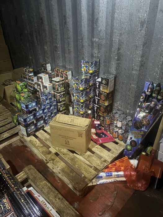 Салюты фейрверки