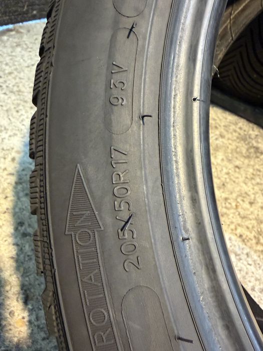 Гуми 205/50/17 MICHELIN Alpin Winter