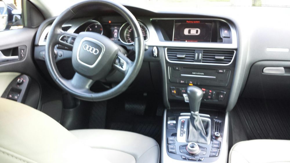 Audi A5 an fabricatie 2011