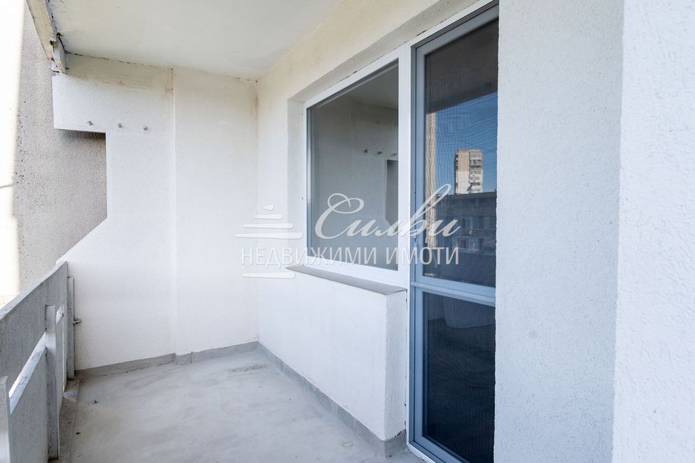 Продава се Тристаен апартамент в Шумен, Тракия - 76 кв.м за 1262 €/кв.м - Снимка #10