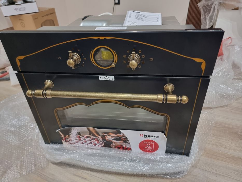 Духовой шкаф новый, Hansa, Европа