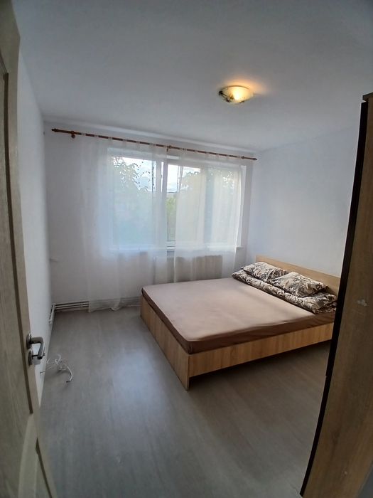 Vand apartament 2 camere
