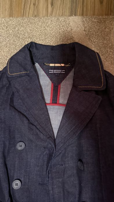 Tommy hilfiger палто