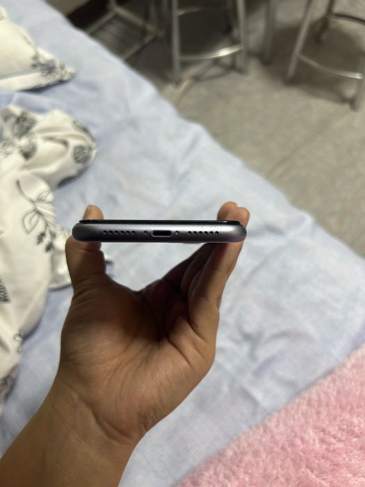 Айфон 11 с гарантией