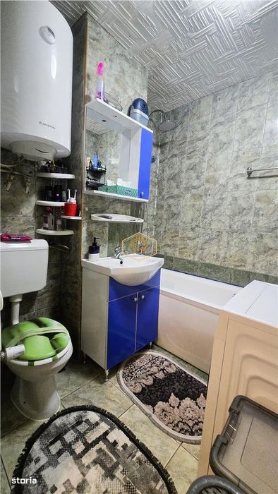 Etaj II | Apartament decomandat cu 2 camere in Livada