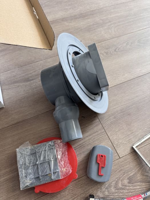 Сифон за вграждане в плоча Peštan Confluo Dry 1 Ceramic 10x10