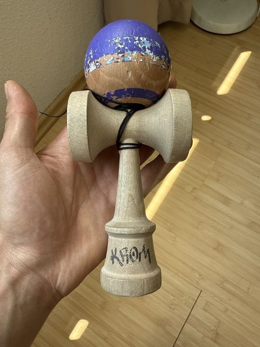 Kendama krom Adrian Vilau