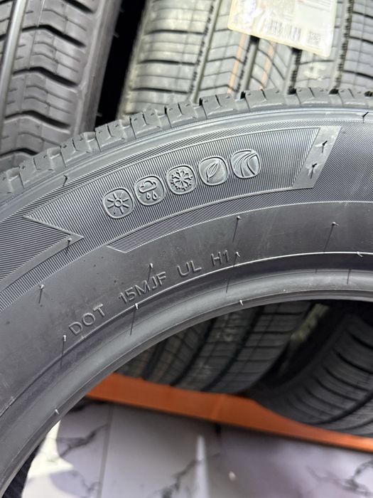 Hankook kinergy 4s2 R17 korea