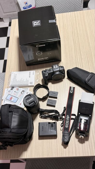 Vand aparat CANON RP  full, mirrorless nou!!
