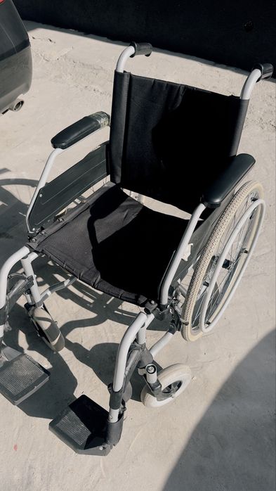 Инвалидная коляска