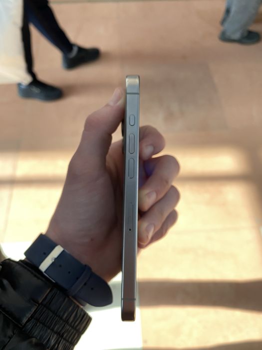 Айфон 15 про в хорошом состоянием