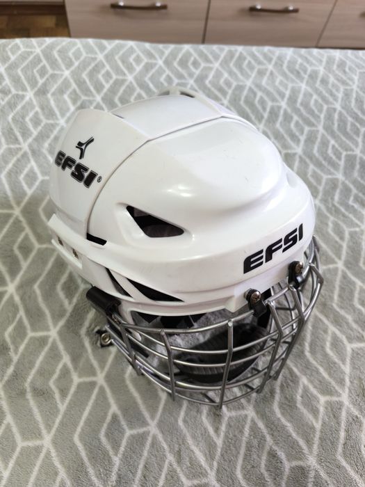 Хоккейный шлем EFSI