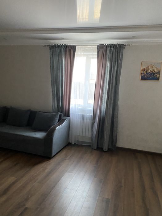 Шторы комплект по 15 тысяч