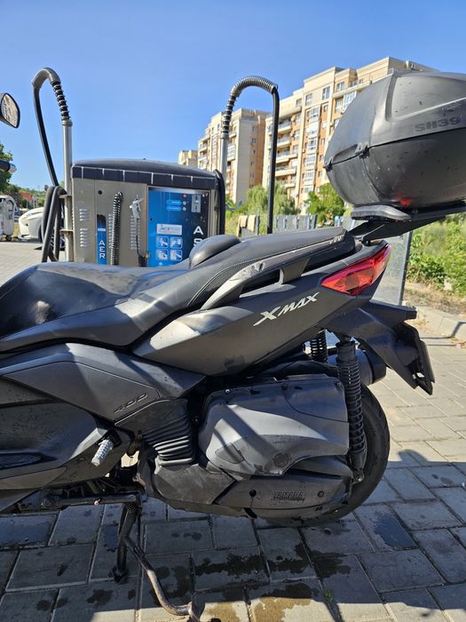 Yamaha X-Max 400cc