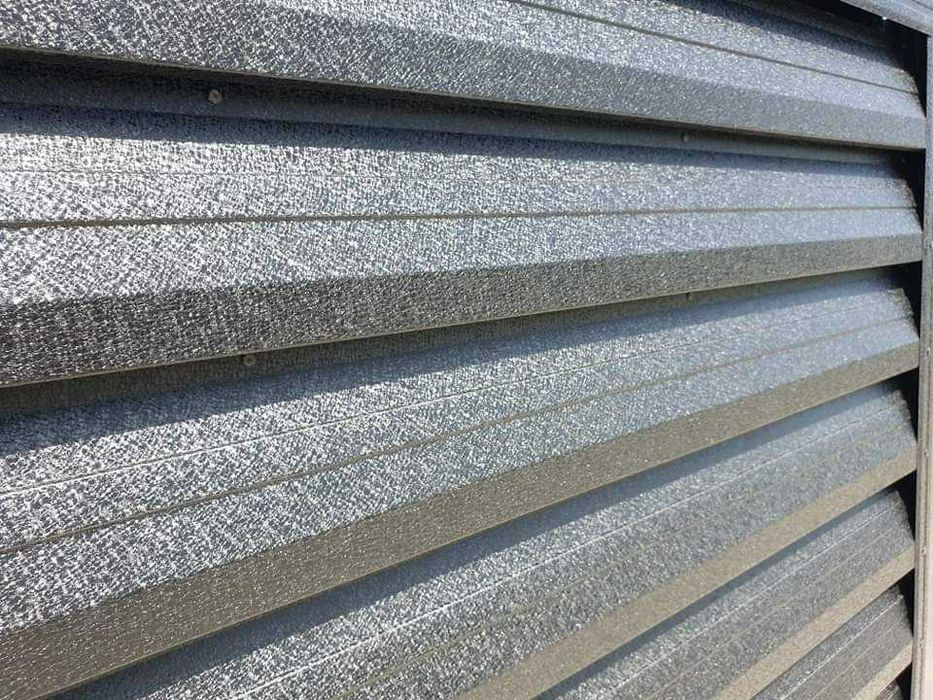 Garduri si porti de diferite modele (sipca metalica, panouri stil jaluzele, tabla cutata, plasa bordurata, BCA, fier forjat) Cere oferta