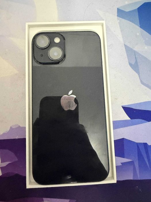 Iphone 14 midnight blue