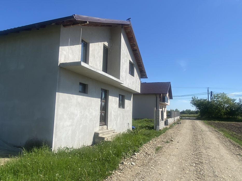 Casa de vanzare lazuri