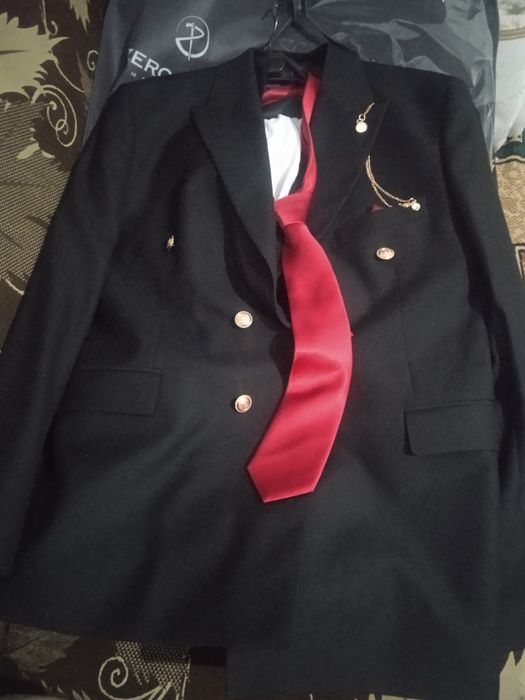 Новый костюм брендвый