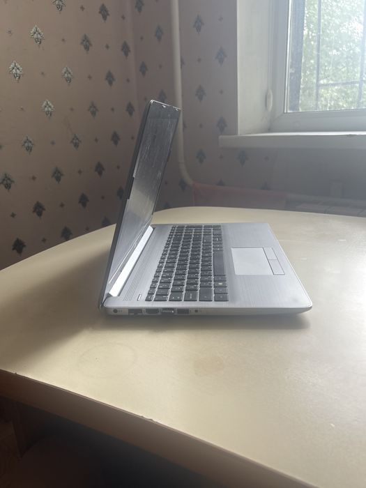 Ноутбук Hp 250 G7