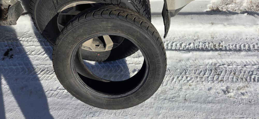 Продам резину 205/60/16