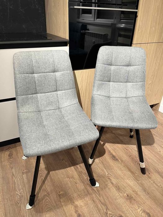 Трапезни столове