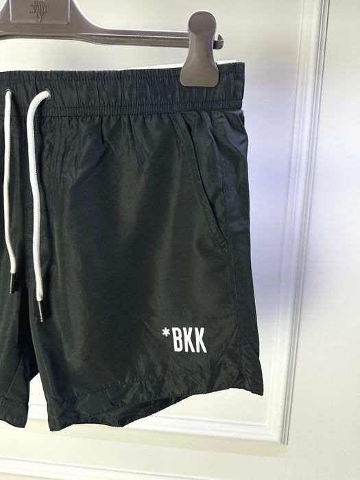 Мужские шорты BIKKEMBERGS