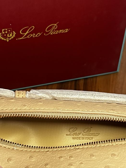 Чанта Loro Piana щраусова кожа