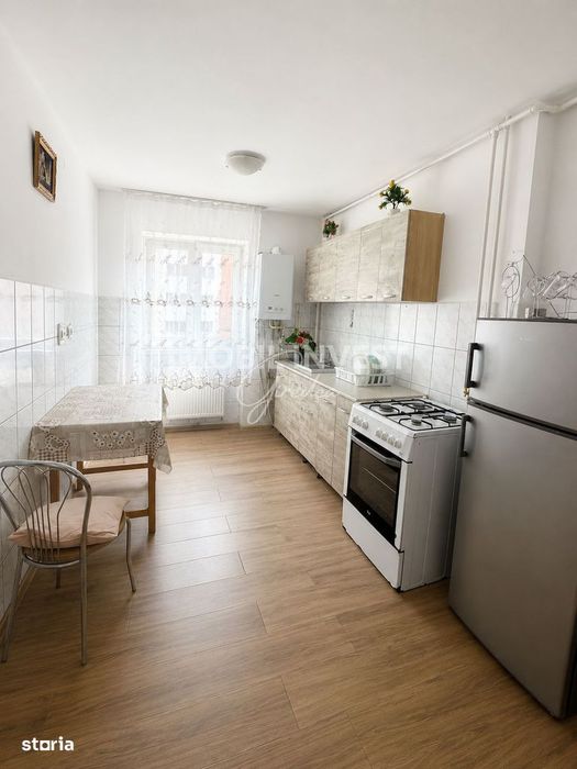 EXCLUSIVITATE! Apartament 2 camere, etaj intermediar, zona Cetate