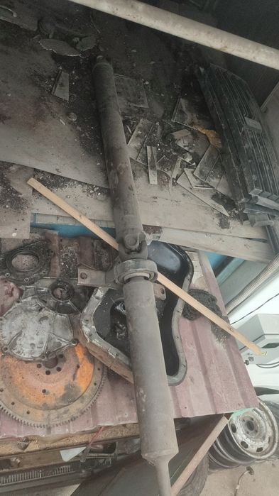 Продам кардан ваз 2107 в хорошем состоянии