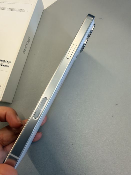 Продам iPhone 16 Pro Max 512 GB White Titanium