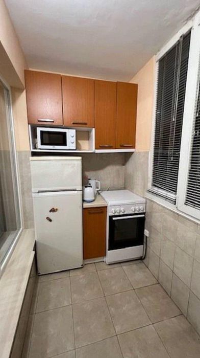 Дава се под наем Двустаен апартамент в София, Толстой - 48 кв.м за 508.47 € - Снимка #3