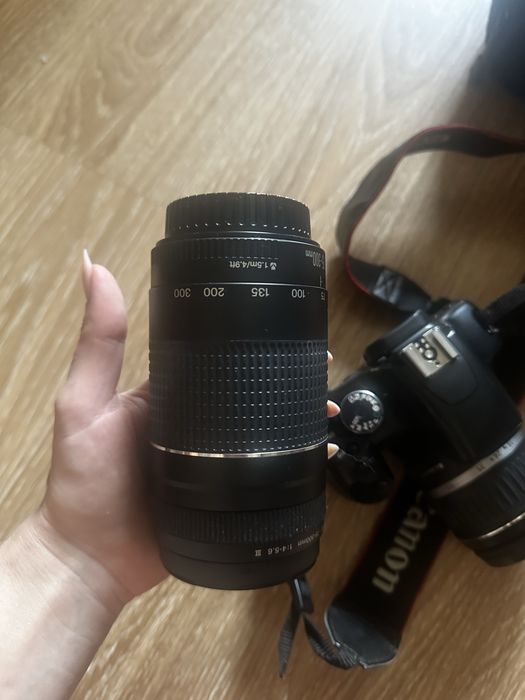 Продам canon 450d + дополнительный объектив