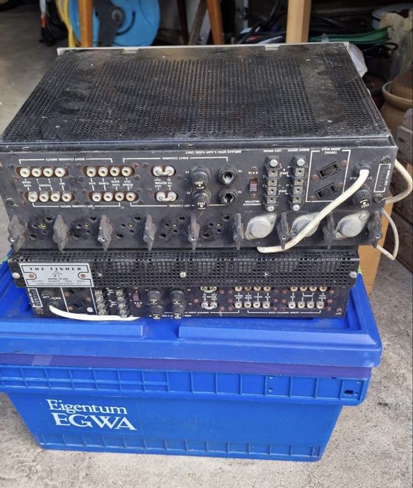 Усилватели Fisher TX-300