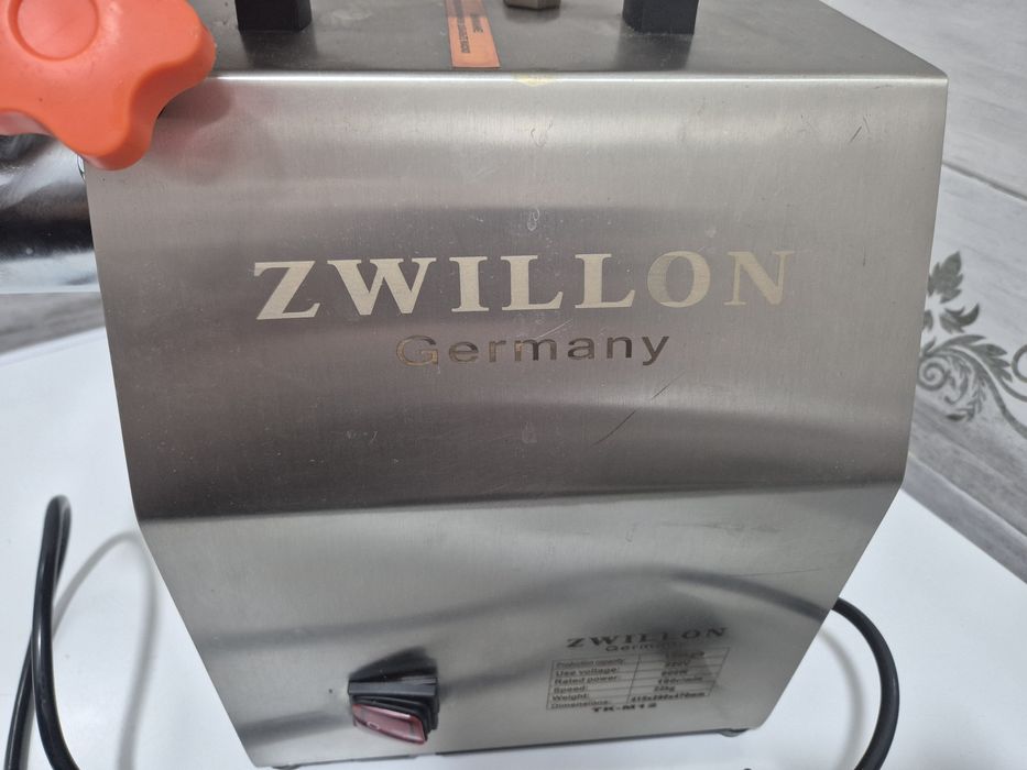 Электрическая мясорубка