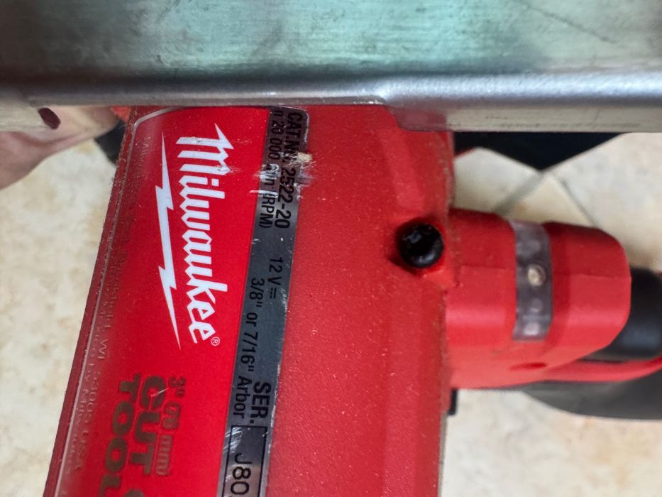 Циркуляр МИЛУОКИ MILWAUKEE circular saw