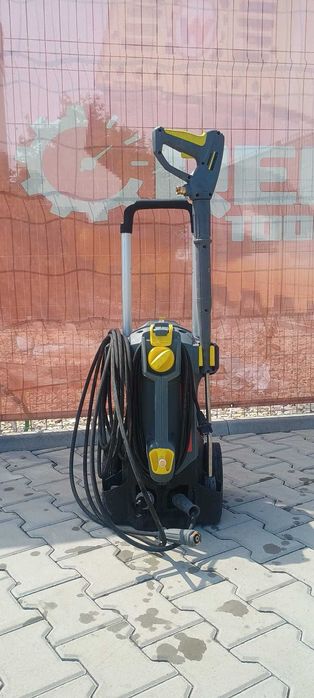 Inchiriez aparat de spalat cu presiune / VAP