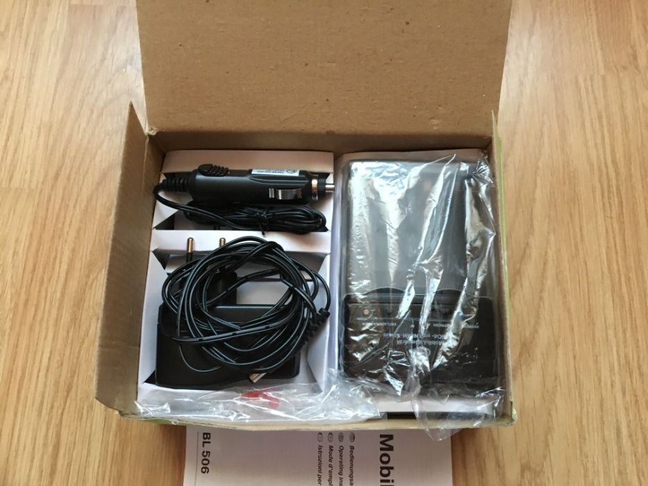 Incarcator mobil acumulatori curent + 12V masina H+H