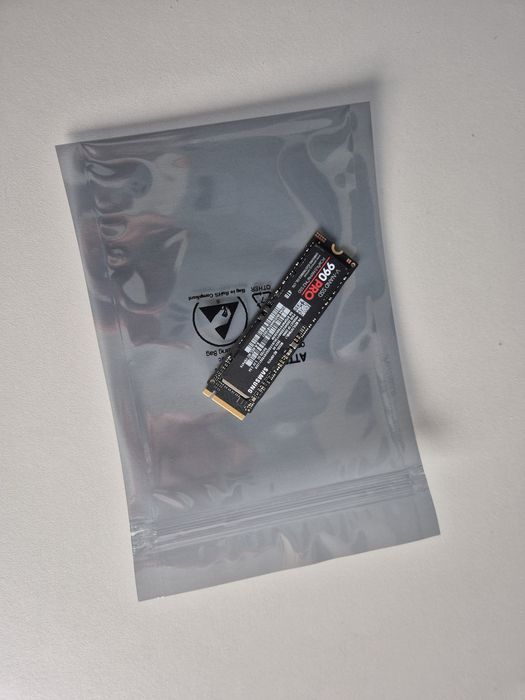 4TB Samsung 990 Pro - ssd pcie 40 nou