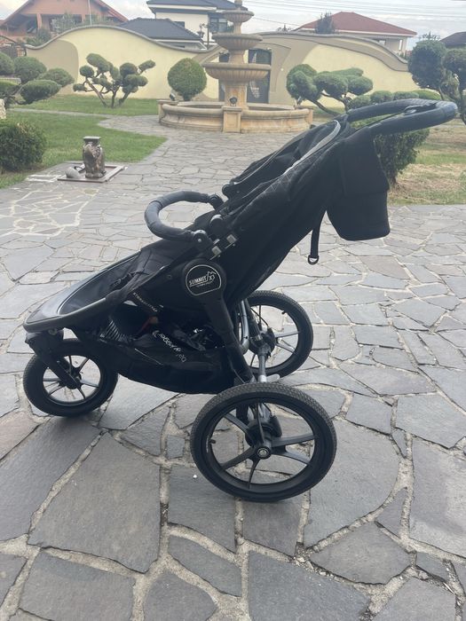 Carucior de alergare Baby Jogger Summit X3 negru