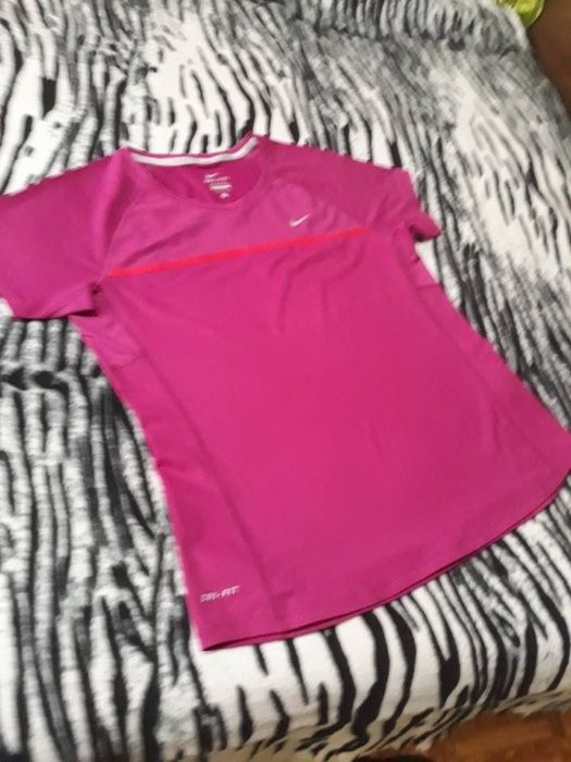 NAIKI -Нова Тениска