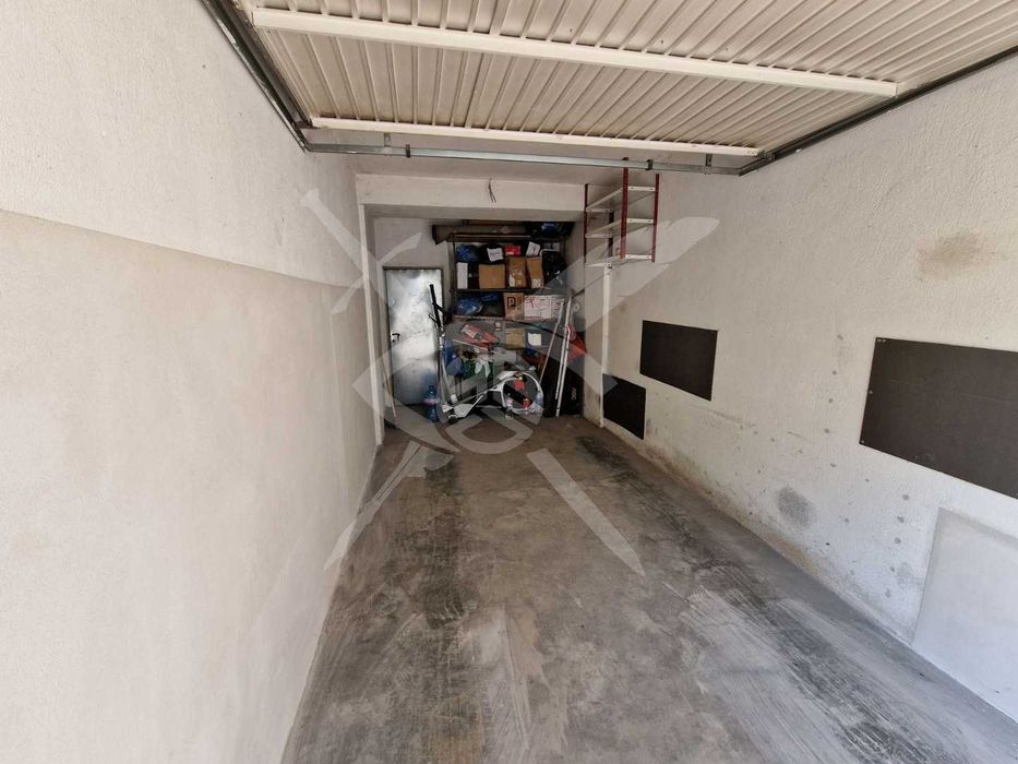 Продава се Гараж / Паркомясто в София, Оборище - 17 кв.м за 2883 €/кв.м - Снимка #1