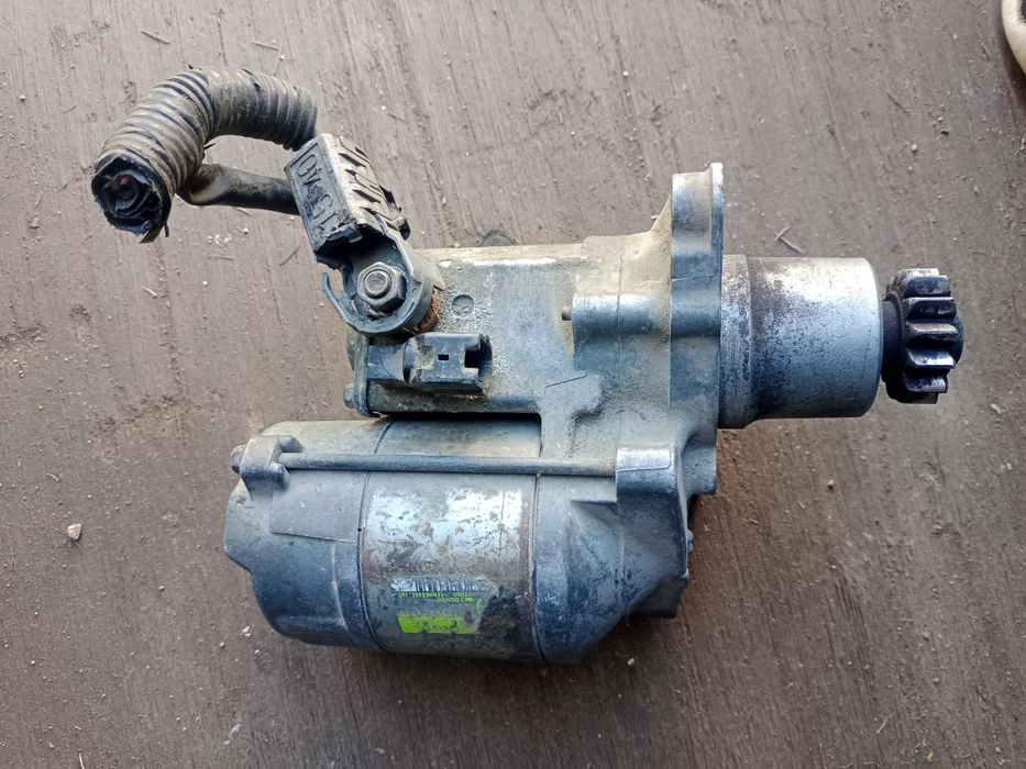 Стартер на карина е