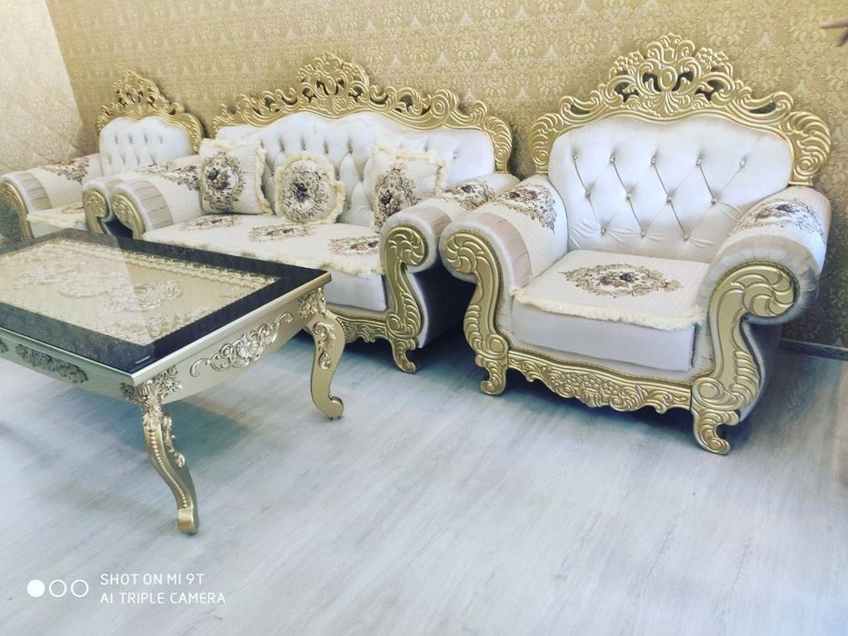 Мягкий диван наличии гарантии есть