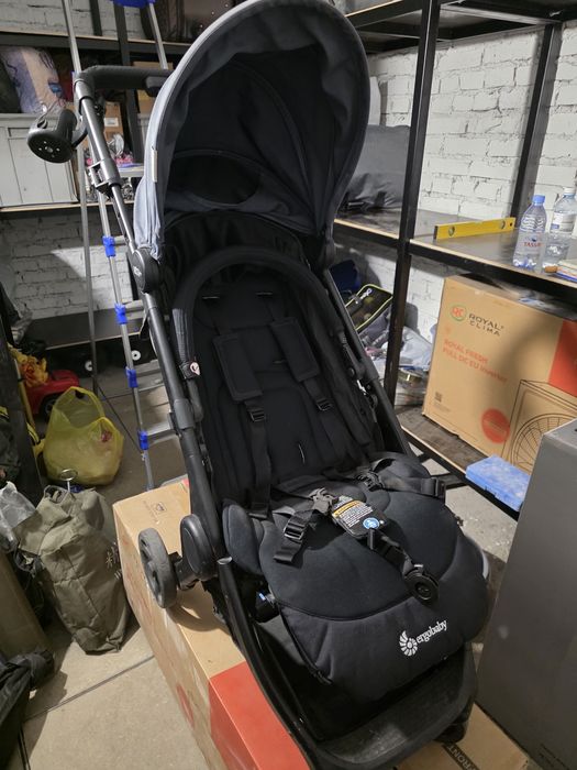 Продам коляску ergobaby
